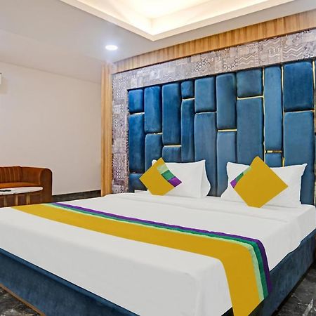 Itsy Hotels Phoenix 印多尔 外观 照片